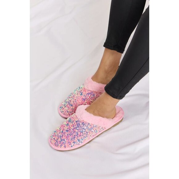 Forever Link Sequin Plush Round Toe Slippers - Picture 6 of 7